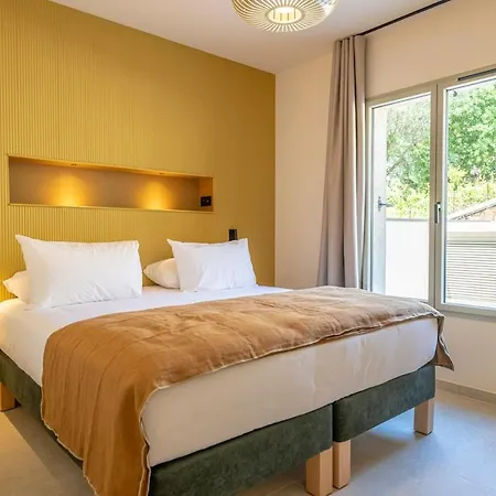 San Petru - 4 Etoiles Appartement